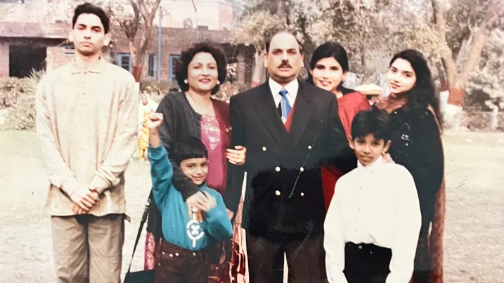 Group picture of the Khans before leaving Pakistan