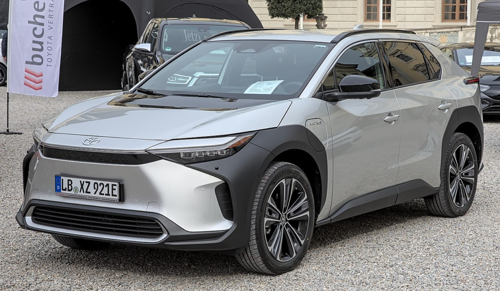 Electric sports wagon by Toyota