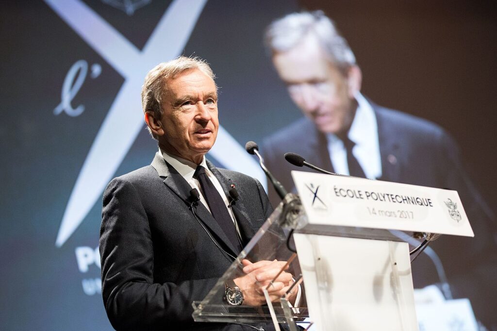 Conference at the Ecole polytechnique of Bernard Arnault