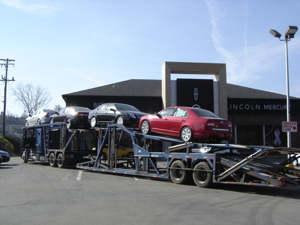 Some new Mercury Milan and Lincoln MKZ vehicles