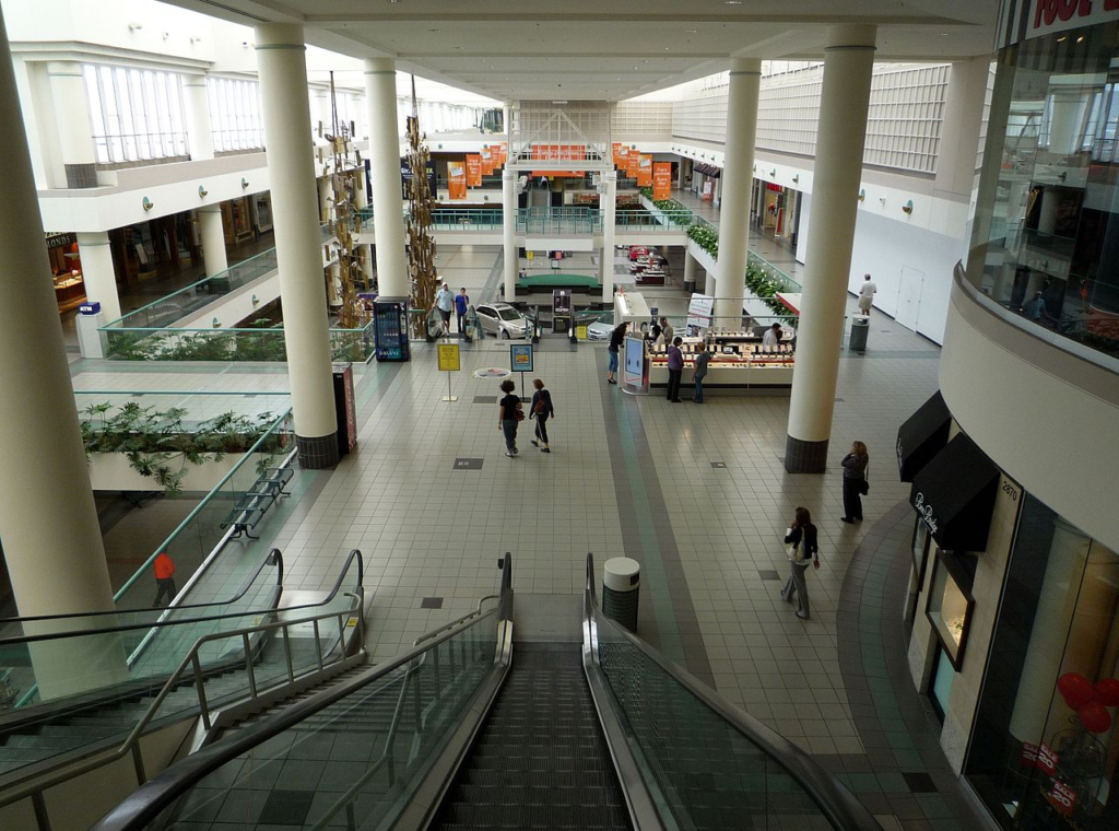 The first modern mall in the world, Edina, Minnesota, USA