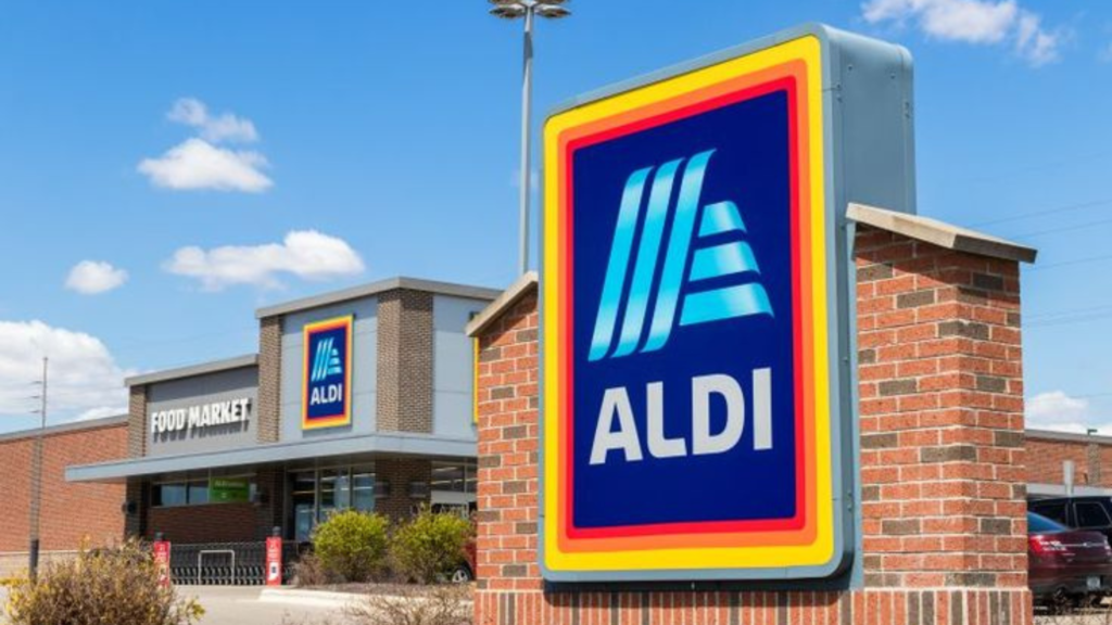 Frontview of an Aldi Store