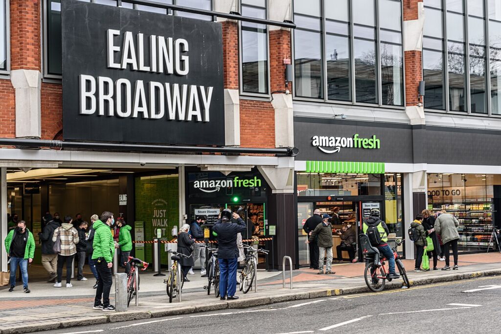 The opening day on 4 March 2021 for the first fully automated, no-checkout Amazon Fresh store in Europe