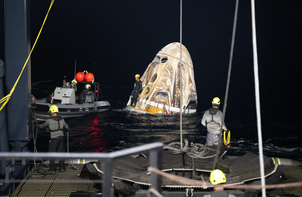 Spacex crew recovery operation