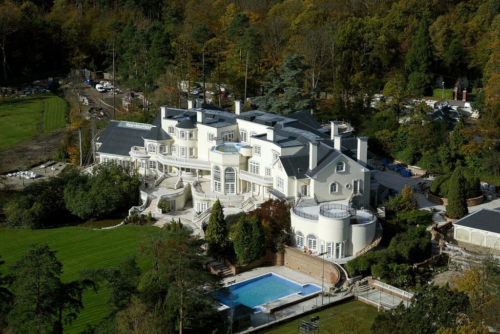 Aerial view of Updown Court