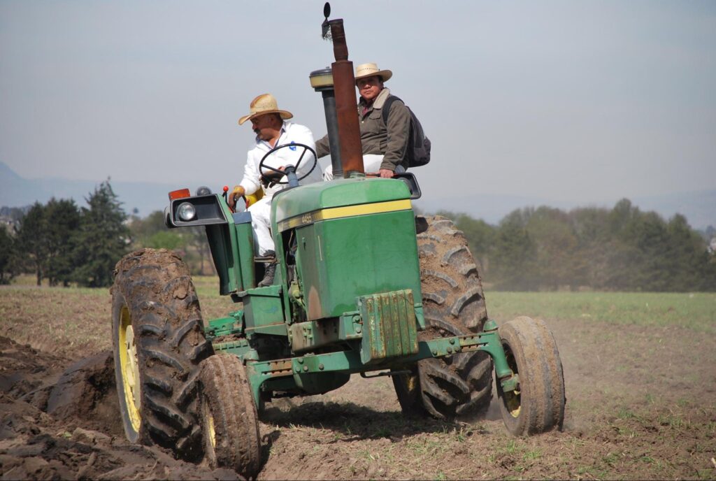 Demonstrating tractor use in a field session