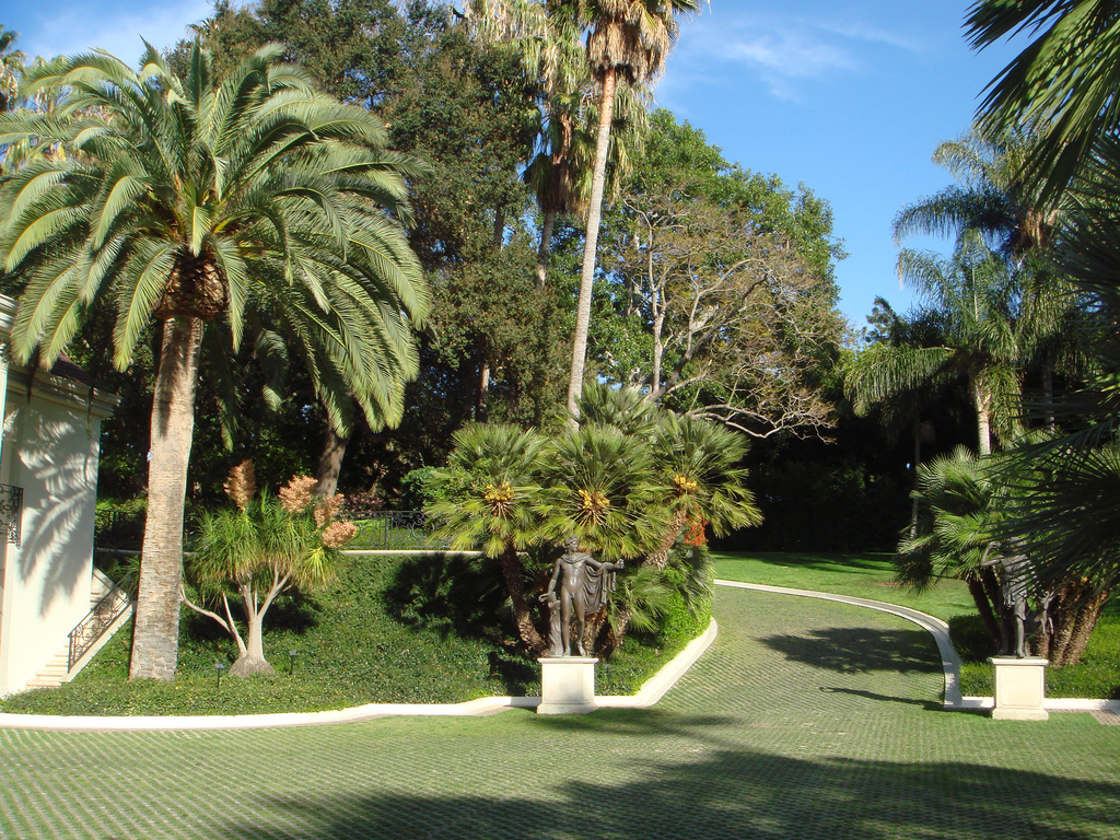 Jennifer Aniston and Brad Pitt Former Home