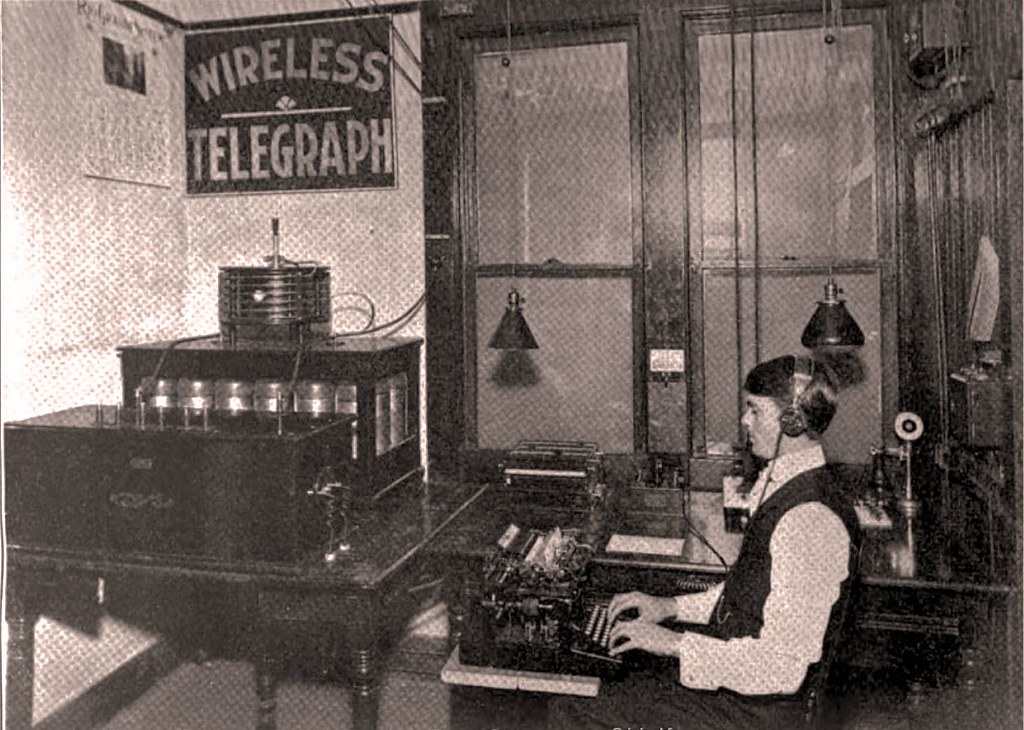 A typical radio telegraph office and operator in 1906