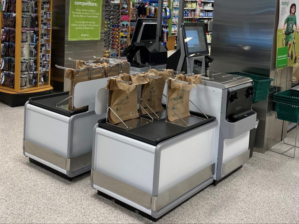 Self-checkout at Publux