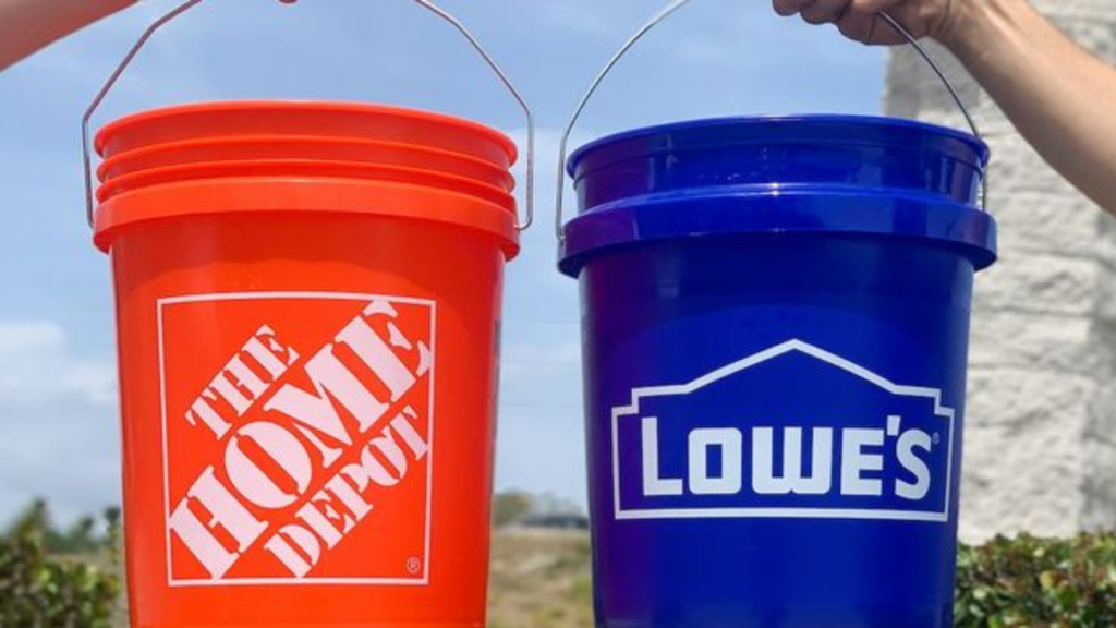 Similarities and differences between Lowe's and home depot