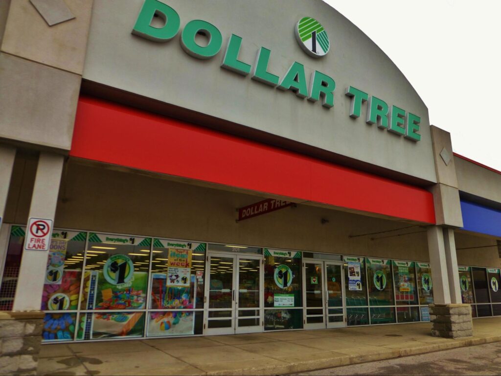 Dollar Tree at River Street Square