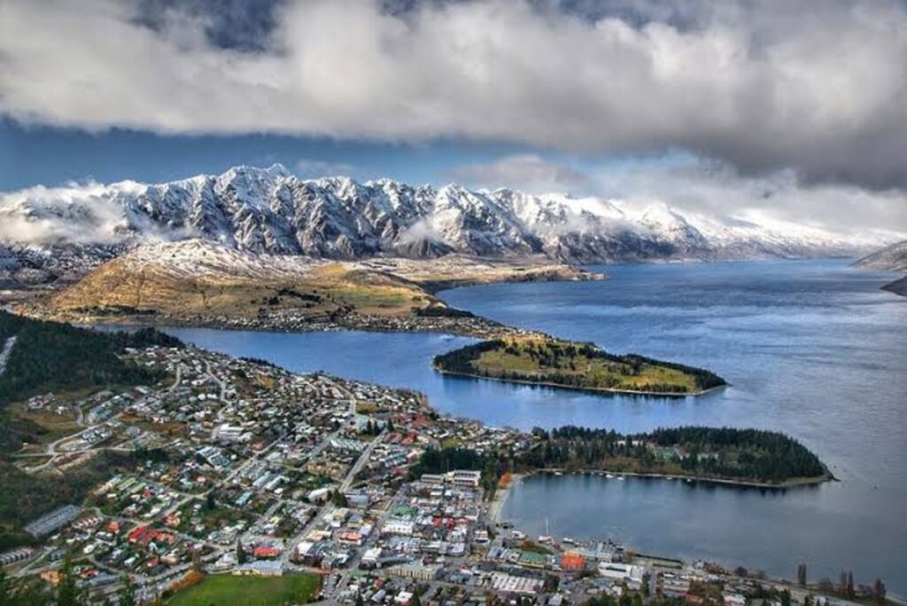 Beach city in New Zealand