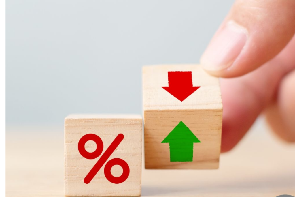 An image showing interest rate and an upward and downward sign