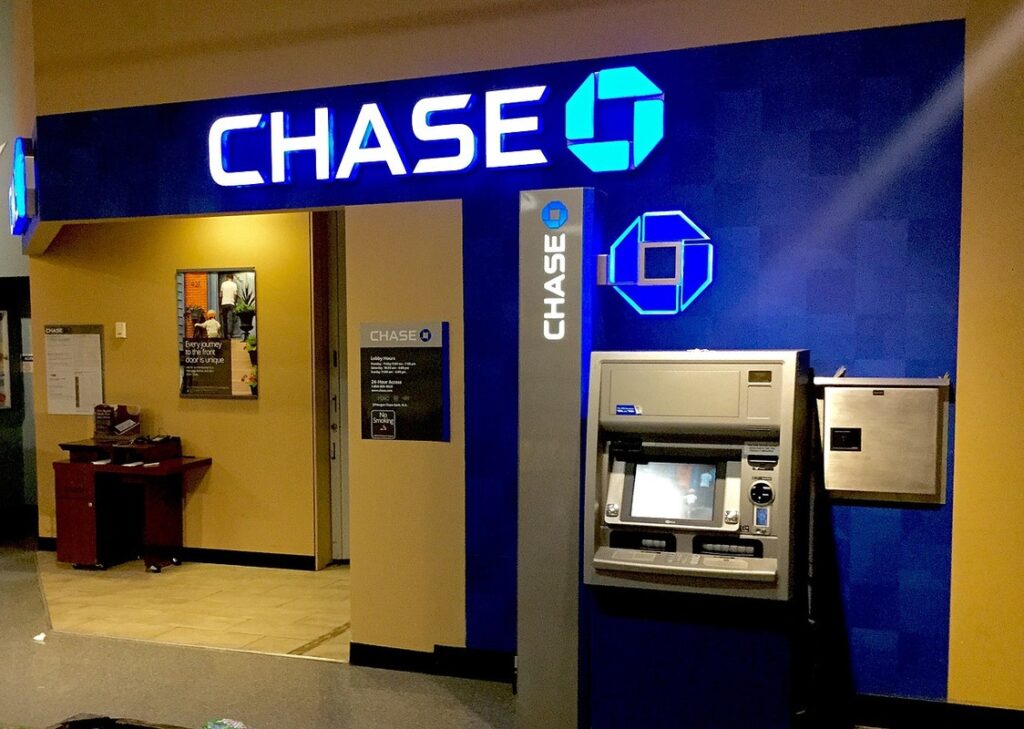 Indoor ATM at Chase Bank