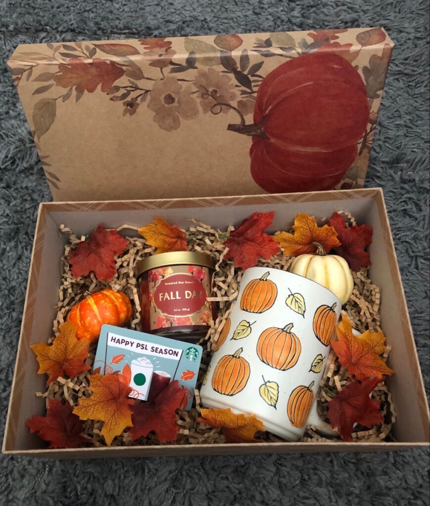 An image of your box of Thanksgiving gifts