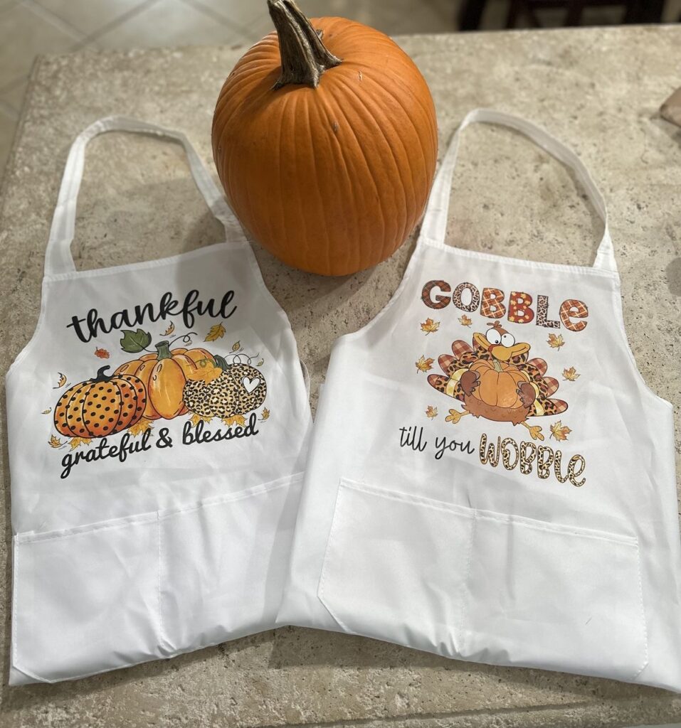 An image of a Thanksgiving apron 