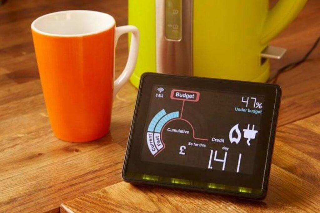 UK energy consumers favor smart meter investment